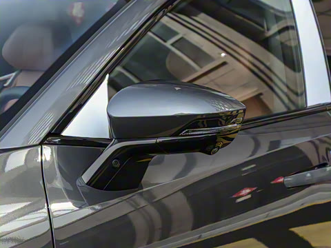 2025�� 520Max ��ΪǬ���Ǽ�ADS SE�����