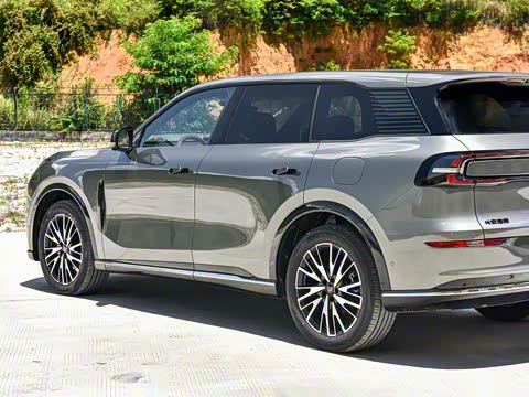 2025�� 215�콢��