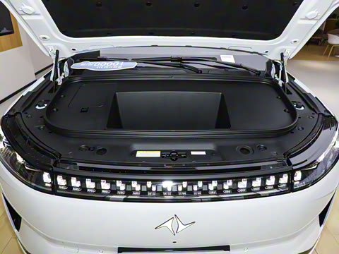 2025�� 636Max����� 5��