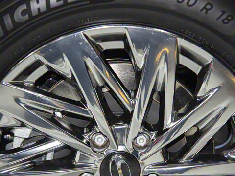 2025�� Ǭ��ϵ�� Ultra ͷ�Ȳ�