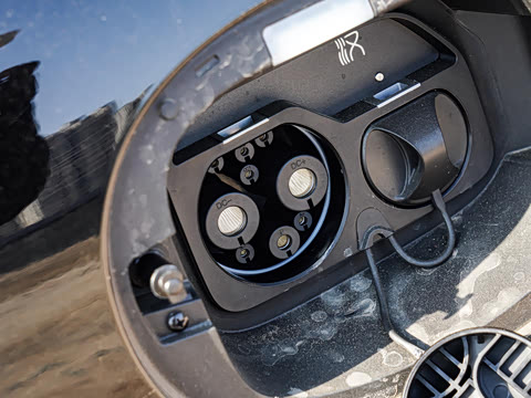 2025�� EV �Ǽݰ� 605KM������