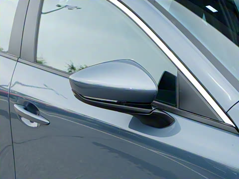 2025�� 2.0L �Զ������