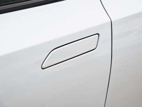 2025�� ����������Max