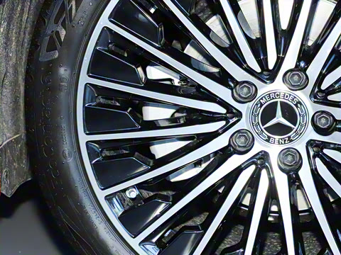 2025�� CLE 260 ������ܳ�