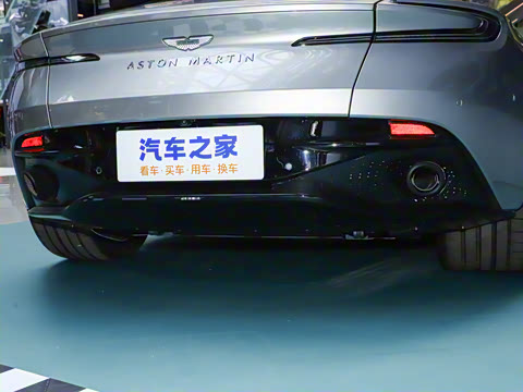 2025�� 4.0T V8 Coupe