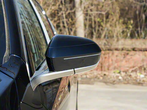 2025�� eDrive 35L M�˶���װ