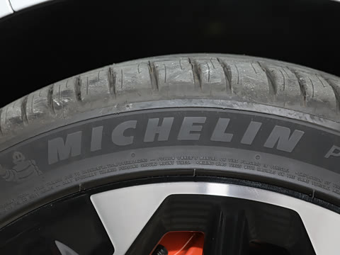 2025�� �����������Ǽݰ� 100kWh