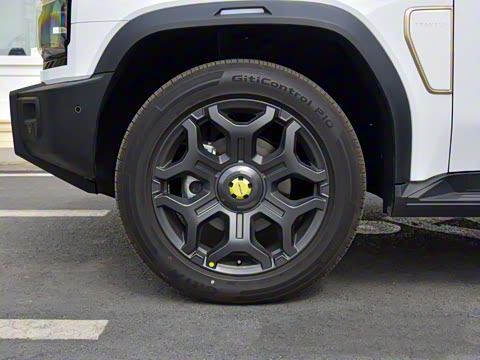 2025�� 2.0TD XWD �Զ�����+�ӳ��� 7��