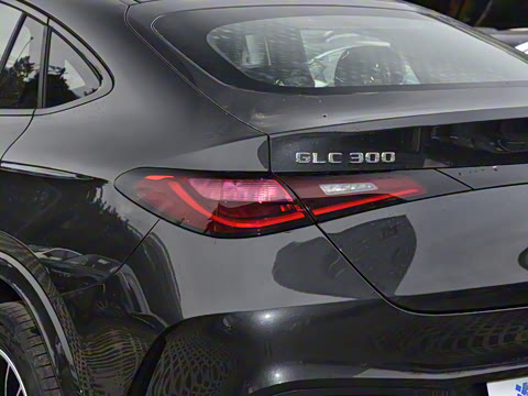 2025�� GLC 300 4MATIC ����SUV