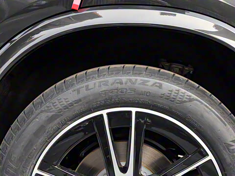 2025�� �Ŀ� GLC 260 L 4MATIC ������