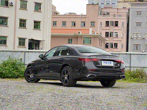 2025�� E 260 �˶���