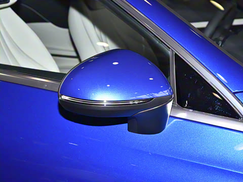 2025�� CLE 260 ������ܳ�