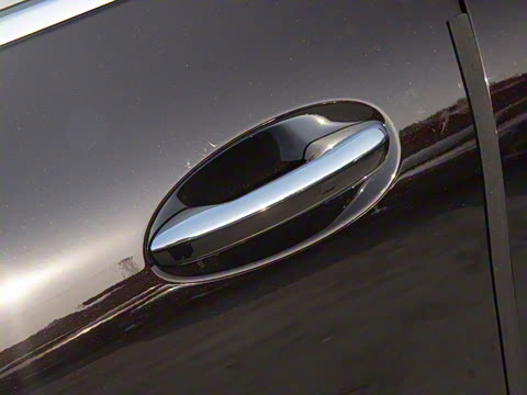 2025�� GLC 300 L 4MATIC ������ 7��