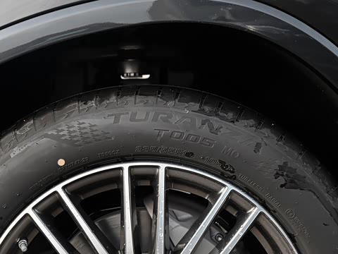 2025�� �Ŀ� GLC 300 L 4MATIC ������ 5��