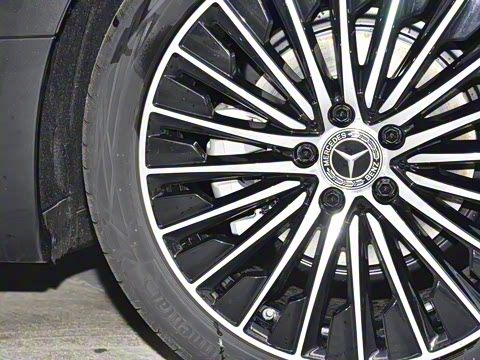 2025�� CLE 300 4MATIC �����ͽ��ܳ�