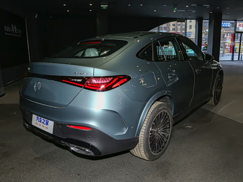 2025�� GLC 300 4MATIC ����SUV