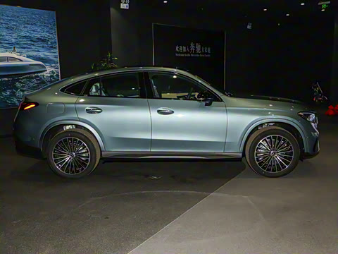 2025�� GLC 300 4MATIC ����SUV