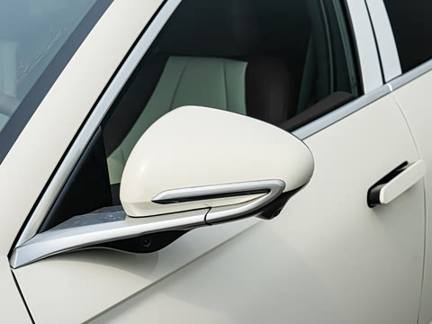 2025�� �Ǽݰ� DM-i 1.5L 125km �����