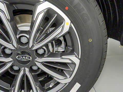 2023�� PLUS 1.8L 9�����˰�CNG