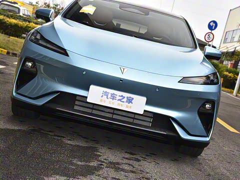 2025�� 230UltraǬ���Ǽ�ADS SE���̰�