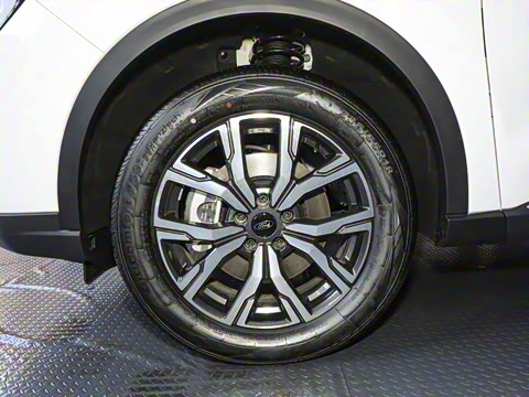 2025�� EcoBoost 170 ������