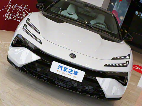 2025�� ��װ��