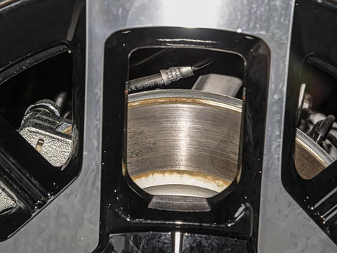 2025�� 702 �������� Max