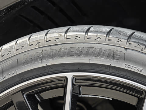 2025�� 55 TFSI quattro S line����ʿ��