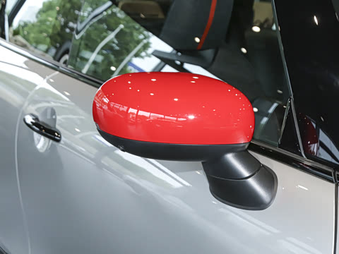 2025�� JOHN COOPER WORKS