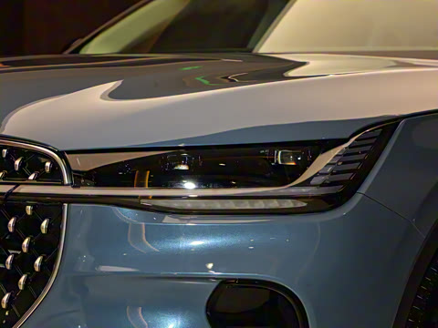 2025�� 2.0T �������