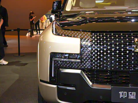 2025�� ������