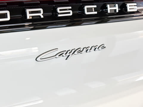 2025�� Cayenne Coup�� E-Hybrid 2.0T