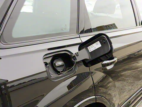 2025�� 55 TFSI quattro S line��ѩ�˶���