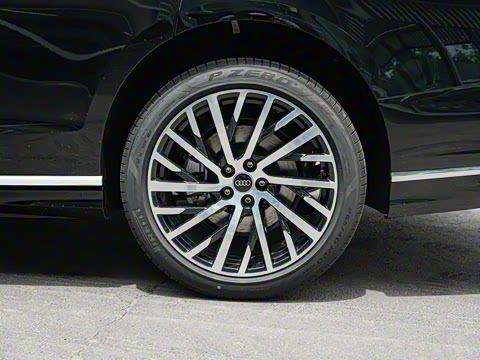 2026�� A8L 45 TFSI quattro ������