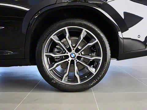 2022�� xDrive 30i M�˶���װ