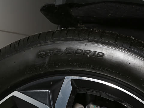 2025��  quattro 45�����ذ� 40TFSI ʱ����