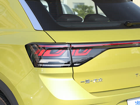 2025�� 300TSI DSG���������