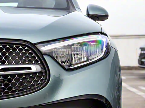 2025�� GLC 300 L 4MATIC ������ 5��