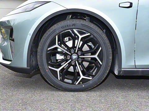 2024�� 300Max���̰�