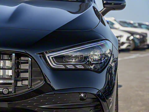 2025�� AMG CLA 35 4MATIC