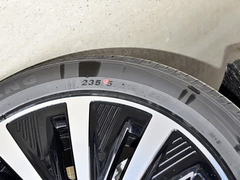 2025�� 1.5T 130km ������ 5��