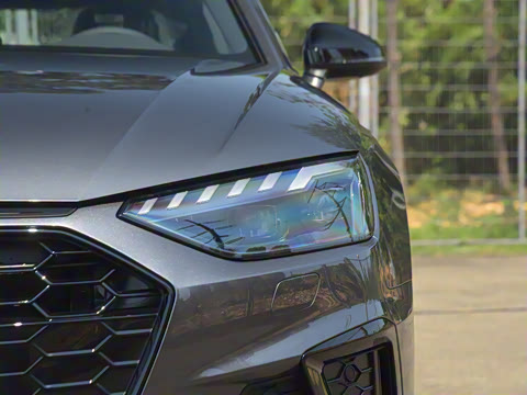 2024�� 40 TFSI ����������(��ҹ��)