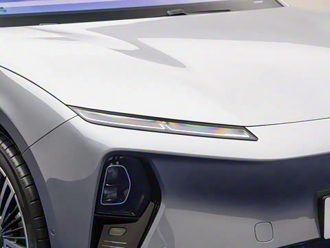 2025�� 102kWh �׷�������