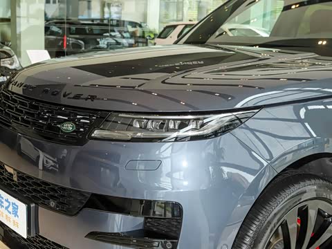 2025�� 400PS Dynamic HSE