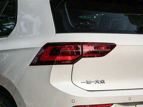 2024�� 280TSI DSG R-Line 50�괫���