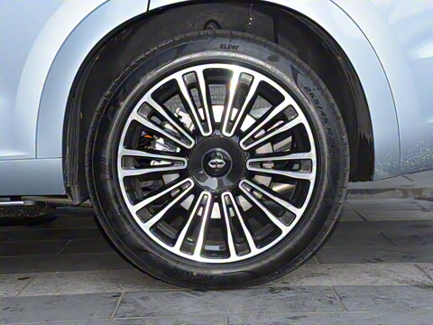 2024�� 1.5T �Ǽ�����Ultra�� 5��