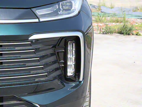 2025�� 400T ���������