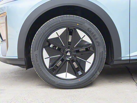 2025�� 215Max �����Ǽ�AD PRO���̰�