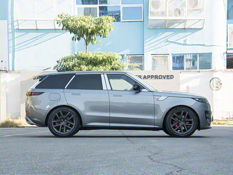 2025�� 400PS Dynamic SE