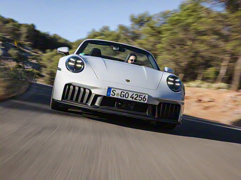 2025�� Carrera GTS Cabriolet 3.6T